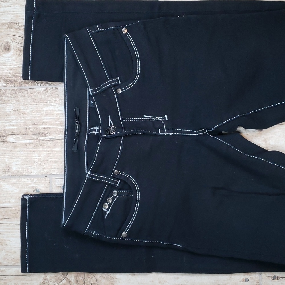 Jeans - Picture 5 of 6